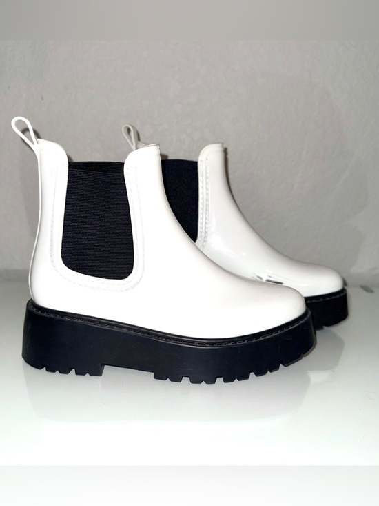 ASOS Shoes - ASOS White Platform Plastic Chelsea Boots Size 8
